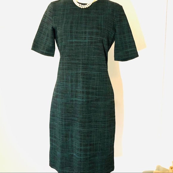 Theory Dresses & Skirts - Theory Dress w/ Jewel Neck Short Sleeves Tailored